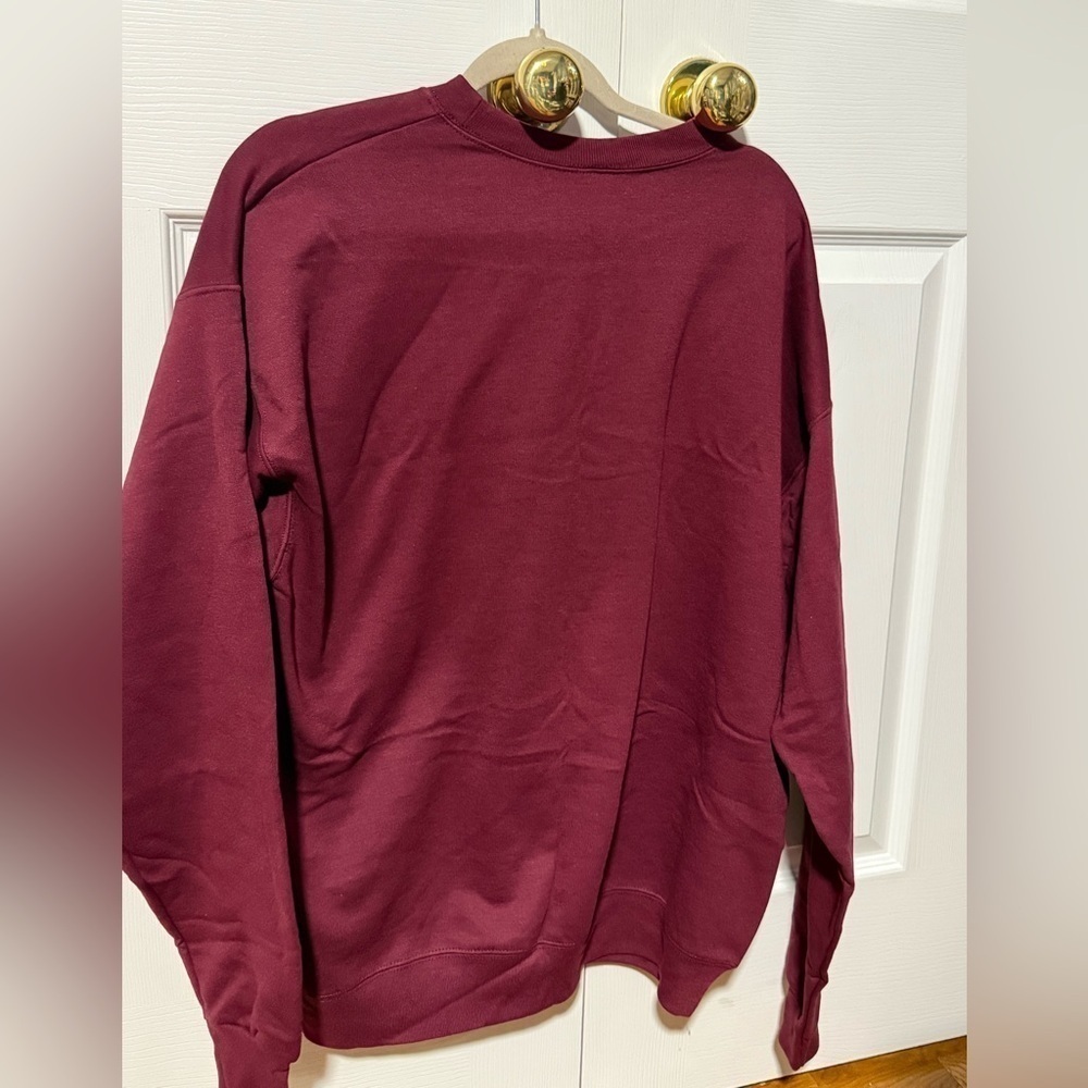Men Like New Hanes Sweater Size L - Picture 2 of 3